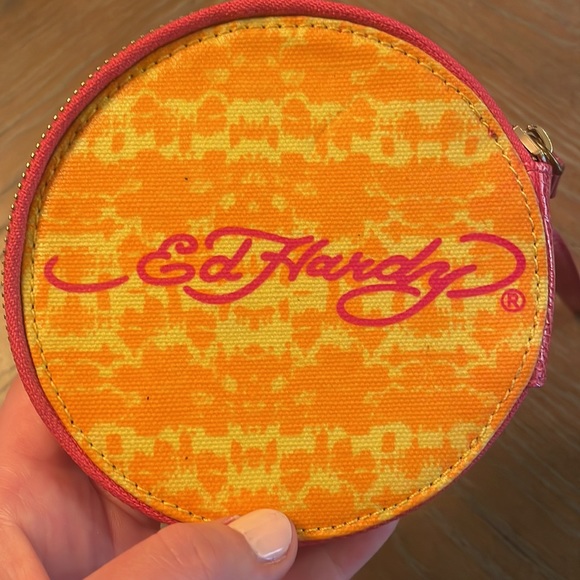 Ed Hardy Coin Pouch - Picture 3 of 7